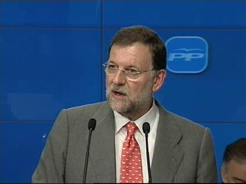 Rajoy: "La subida de impuestos es un castigo a las clases trabajadores"