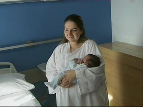 Aumentan los nacimientos y los matrimonios 'gays'