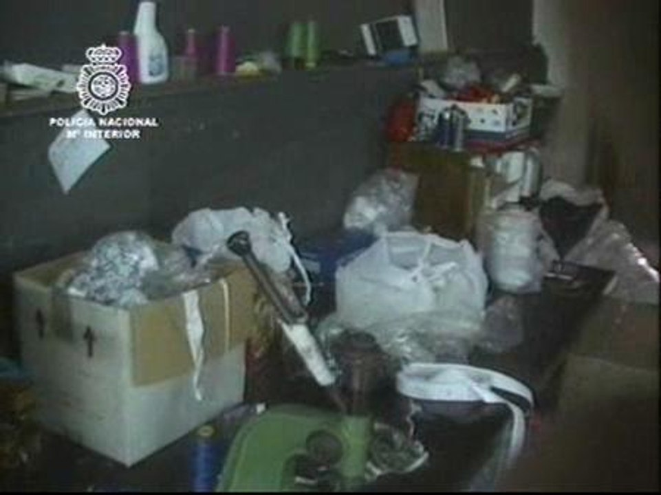 Detenidos dos empresarios chinos que explotaban a cinco compatriotas