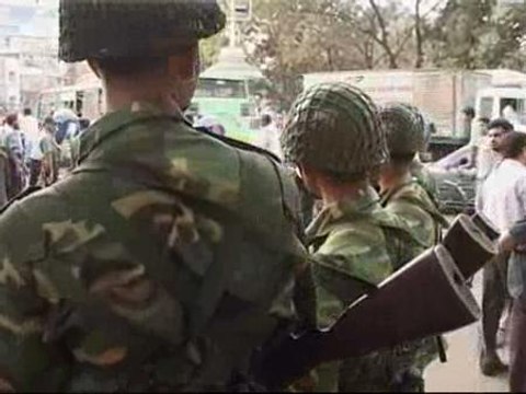 Bangladesh confía en su Ejército tras el motín de tropas paramilitares