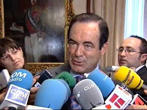 Bono: En el PSOE no todos pensamos milimétricamente igual