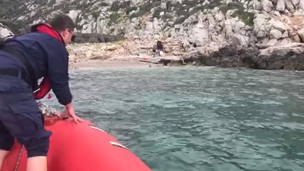 Kıyıda Mahsur Kalan Göçmenleri Sahil Güvenlik Kurtardı