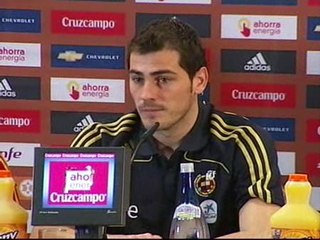 Casillas elogia a Capello y a Beckham