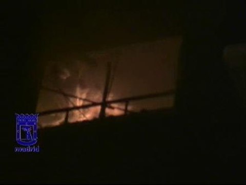 Tres bomberos resultan heridos