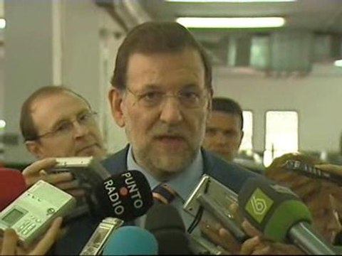 La inmensa mayoría de los españoles está con el Rey