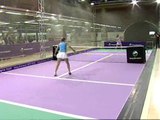 Tenis bajo tierra