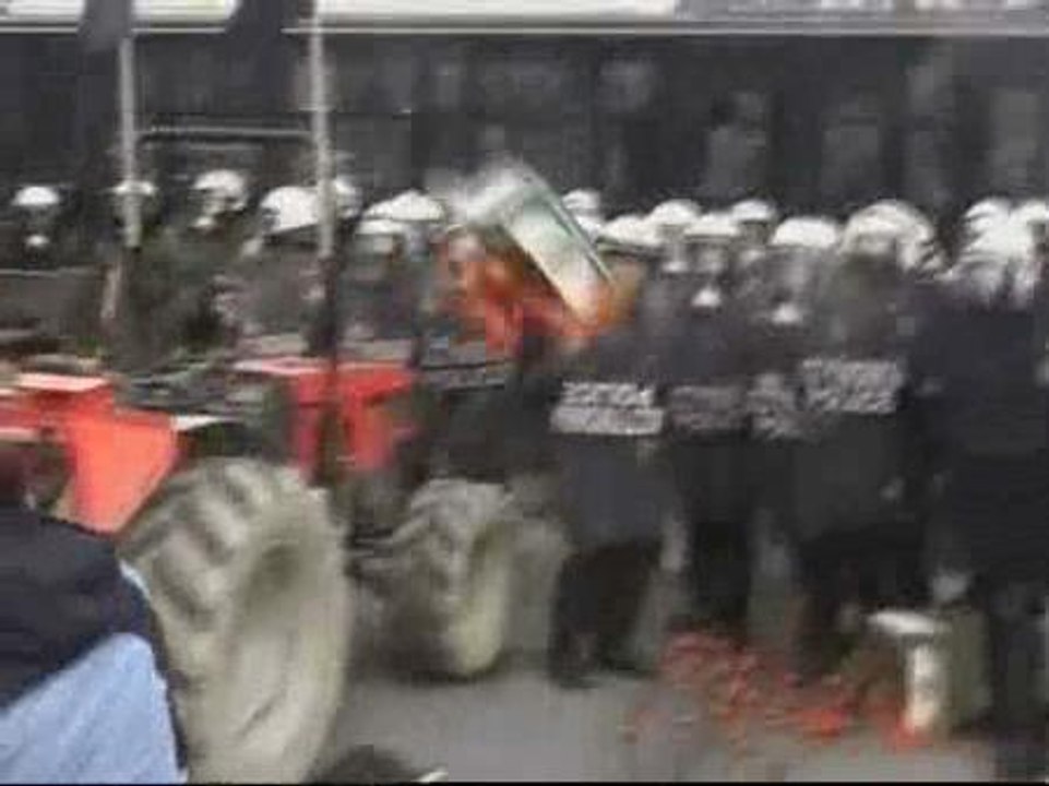 Los agricultores griegos toman la calle