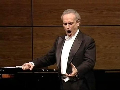 José Carrerás se retira