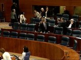 PSOE e IU abandonan el pleno tras ser expulsados varios trabajadores y un diputado