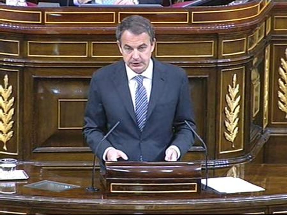 Zapatero asegura que España está en primera línea en la lucha contra la crisis