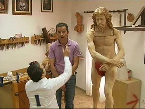 Vecinos de Sevilla sirven como modelos para las tallas de Semana Santa