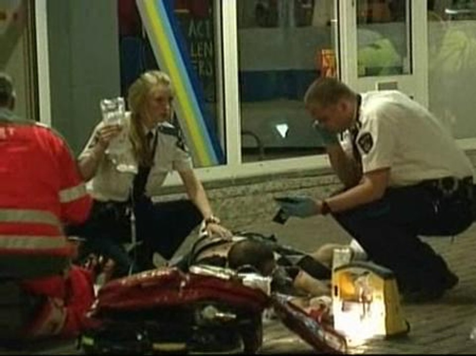 Un holandés mata a una persona y hiere a otras tres en un café de Rotterdam