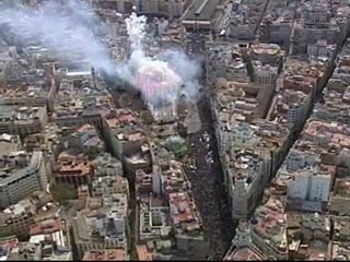 Valencia celebra su última mascletá