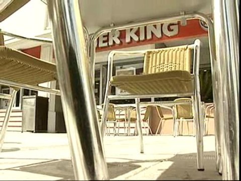 Encapuchados asaltan dos hamburgueserías en Madrid durante el fin de semana