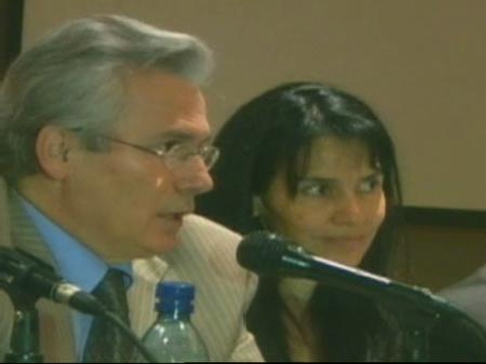 Garzón resta importancia a la querella presentada en su contra por el PP