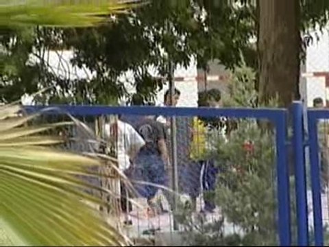 Canarias pide al Estado que asuma la tutela de los menores 'sin papeles'