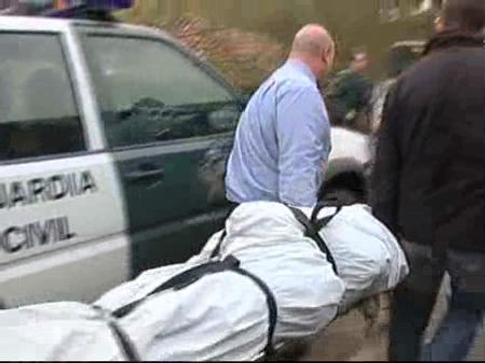 Un hombre mata a tiros a un padre y a su hijo en Perlín, Asturias