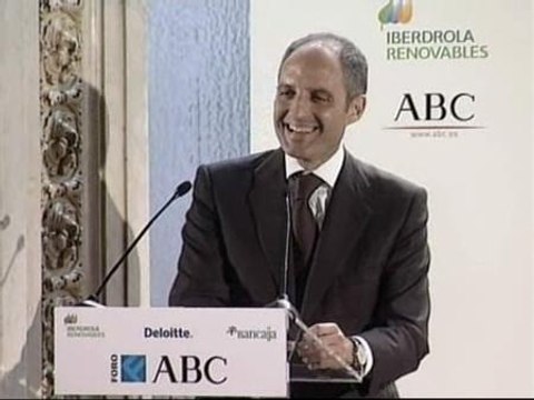 Camps: Yo me pago mis trajes