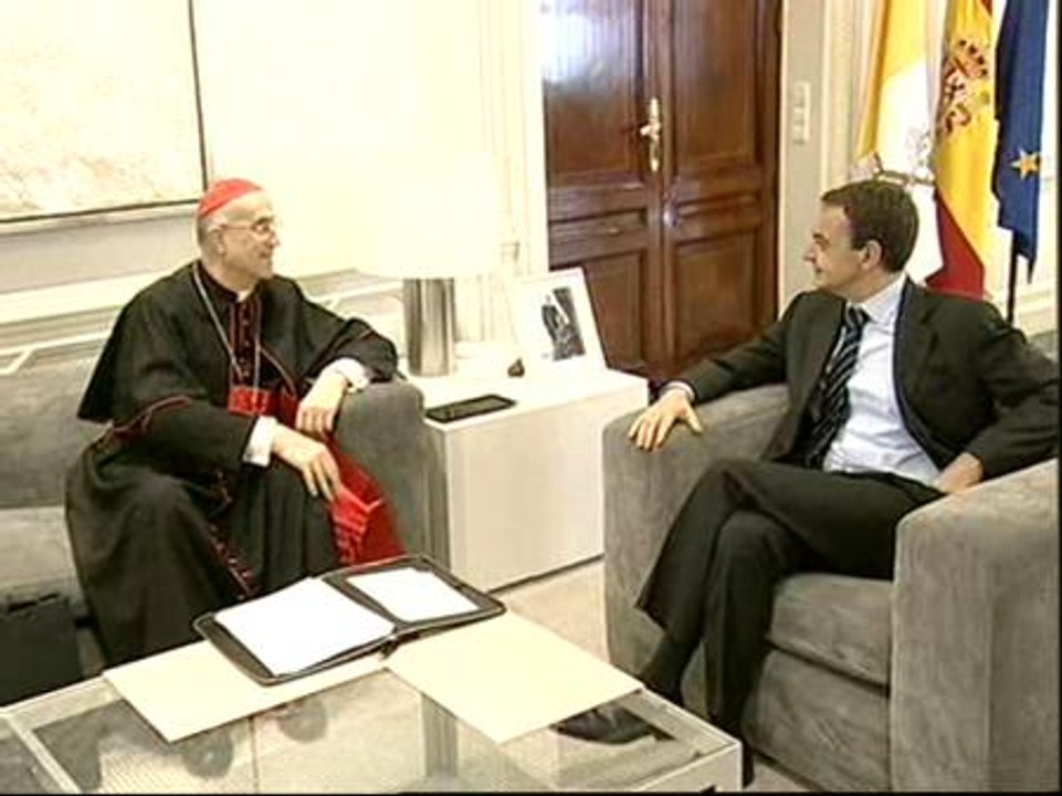 El Gobierno defiende la reforma del aborto ante el Vaticano