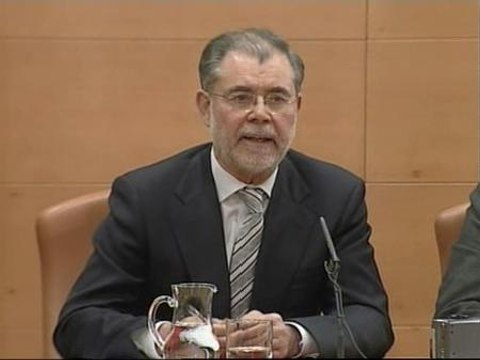 Bermejo regulará por la ley las reivindicaciones de los jueces