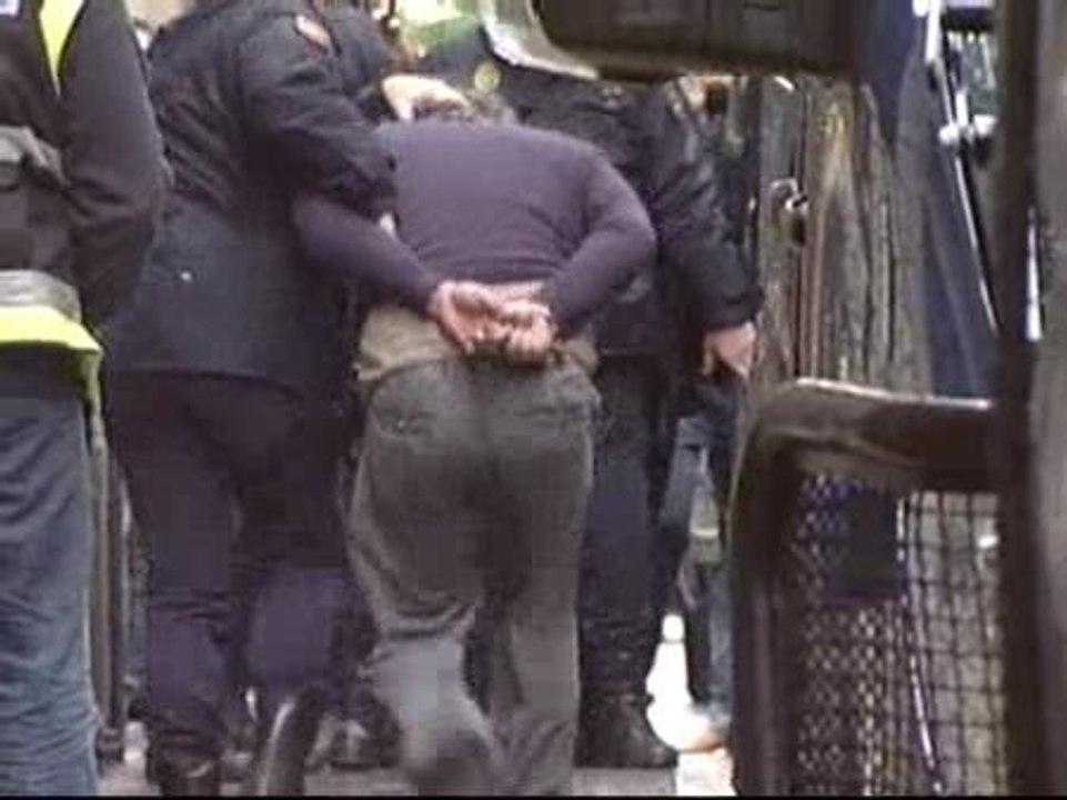 Detenidos 13 miembros de una red de falsificación y tráfico de seres humanos y drogas