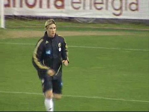 Primer entrenamiento de la selección en Sevilla