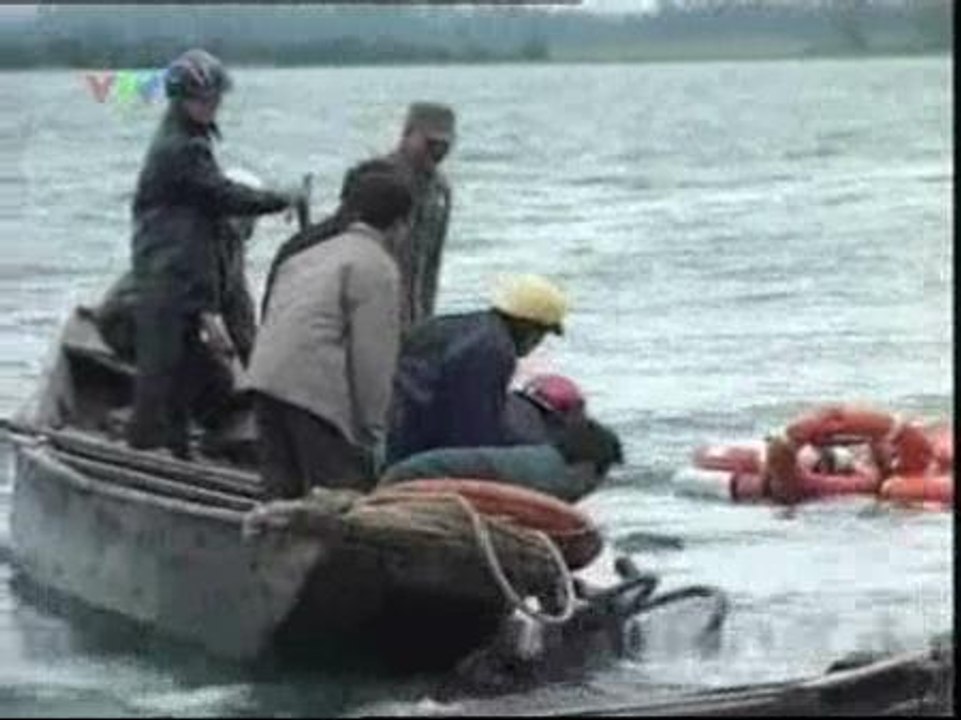 Al menos 40 muertos en el naufragio de un ferry en Vietnam