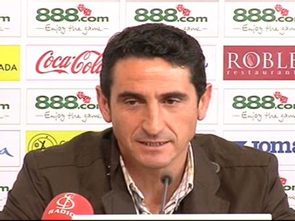 Jiménez no ve ambiente de semifinales de Copa en Sevilla