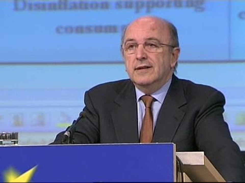 Almunia advierte de que la recuperación de la economía será más lenta en España