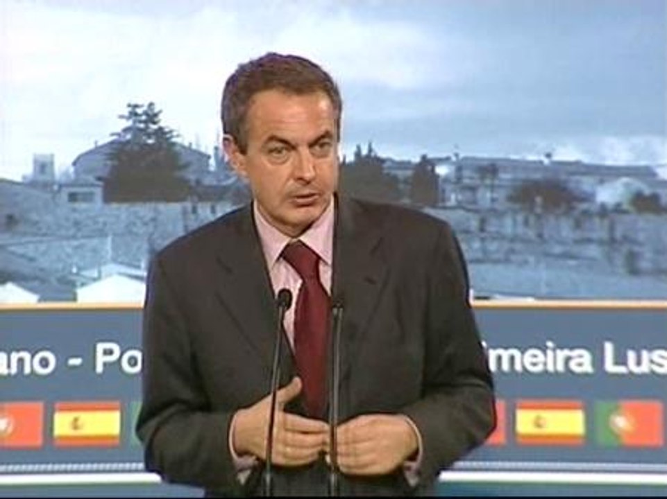 Zapatero responde:"Saben muy bien a quién tiene...
