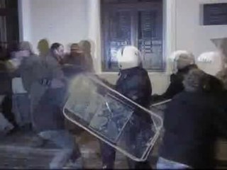 Revuelta popular contra el Gobierno de Letonia