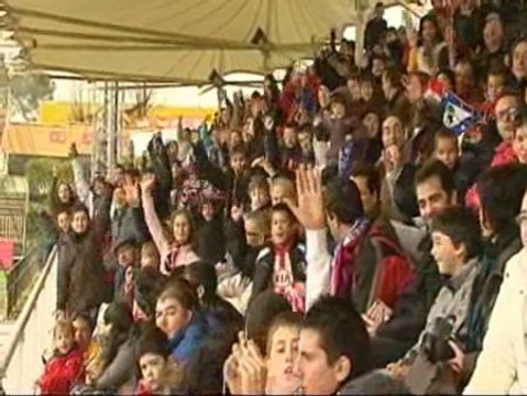 Jornada de puertas abiertas para aficionados del Atleti y Valencia