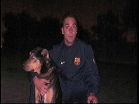 Un perro salva a sus amos de morir abrasados