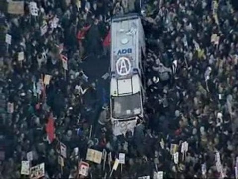 Nueva protesta de los estudiantes británicos contra los planes educativos del Gobierno