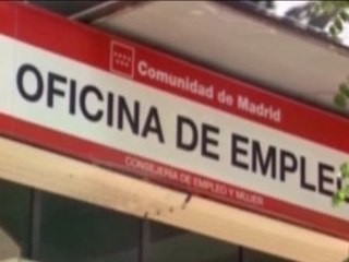 La seguridad social reduce su superávit