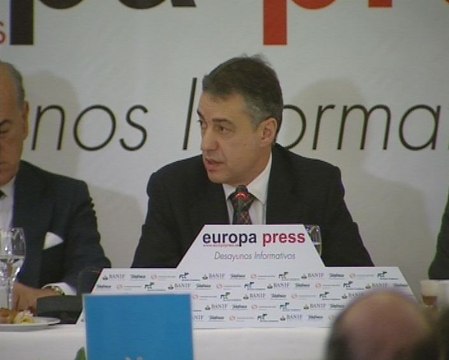 Urkullu insiste en exigir un cese definitivo