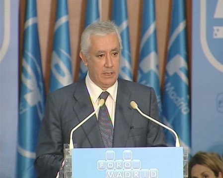 Arenas: Andalucía es la que más impuestos paga