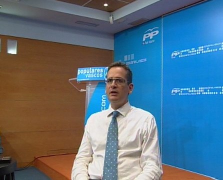 Basagoiti pide 'responsabilidad' a Zapatero