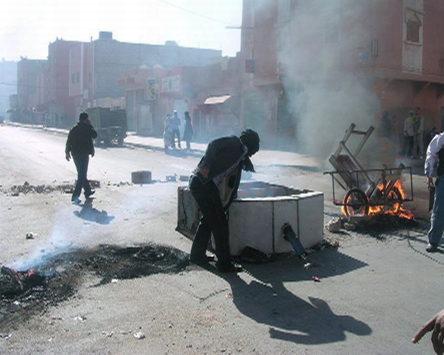 "Policía marroquí sacó cadáveres de Saharauis"