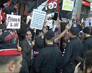 Concentración en Barcelona contra el Papa