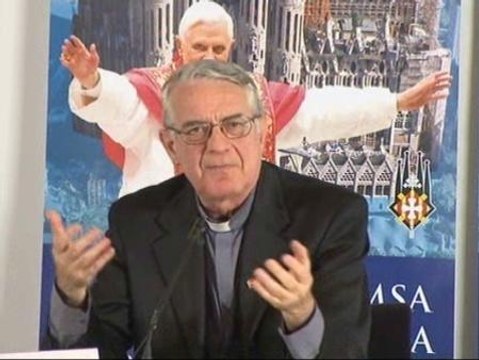 Lombardi: En las palabras del Papa sobre el laicismo no había polémica