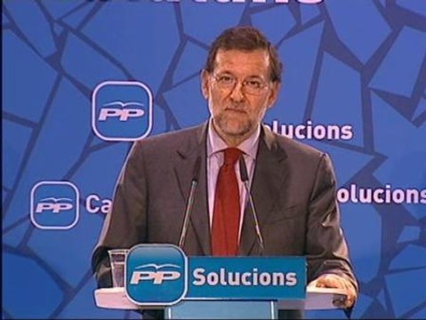 Rajoy dice que la única novedad del nuevo Gobierno es la de arremeter contra el PP