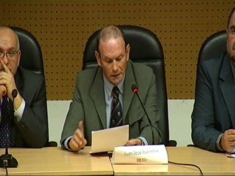 Ibarretxe: ETA y el Gobierno no pueden decidir el futuro de la sociedad vasca en negociaciones secretas