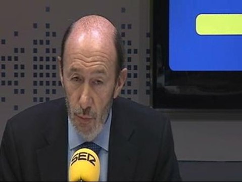 Rubalcaba pide prudencia en el tema de ETA porque nada ha cambiado
