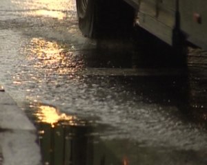 Un puente de la Hispanidad, pasado por agua