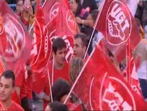 Los sindicatos dan el pistoletazo de salida a la Huelga General en la Puerta del Sol