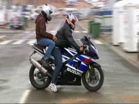 La DGT pide precaución a los moteros por la lluvia en el GP de Aragón