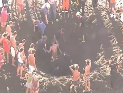 Turista alemán, sepultado bajo la arena en una playa de Tenerife