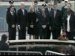 Rosas en recuerdo de las víctimas del 11-S