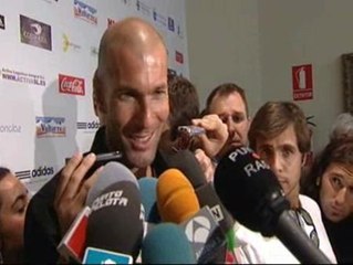 Zidane: "Mourinho va a venir bien al Madrid"